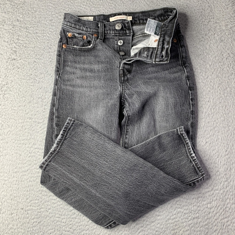Levis Premium Wedgie Fit XS Ankle Jeans Size 23x26 High Rise Button Fly Big E